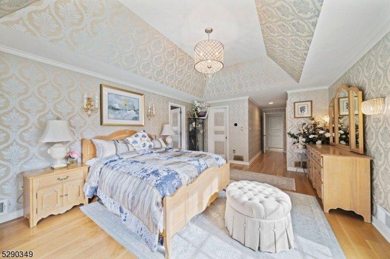 Master Suite - 1