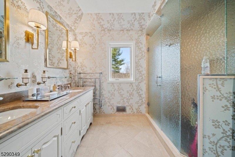 Master Suite - 3